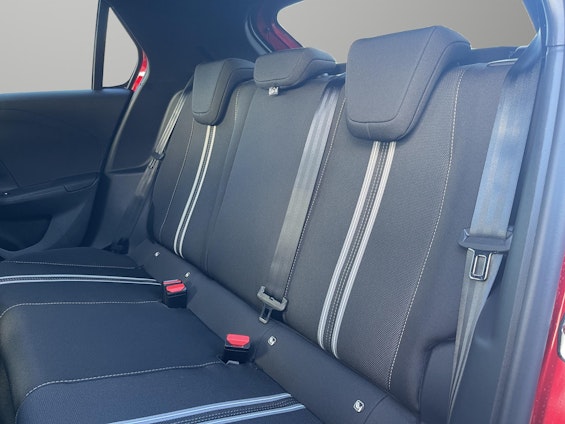 Vehicle image 6 Vehicle image 6