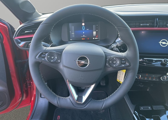 Vehicle image 4 Vehicle image 4