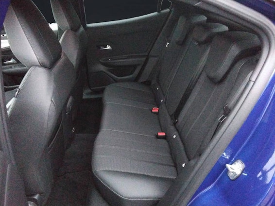 Vehicle image 11 Vehicle image 11