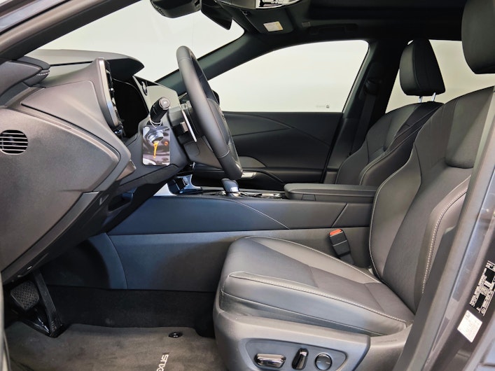 Vehicle image LEXUS RX