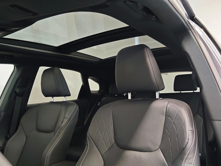 Vehicle image LEXUS RX