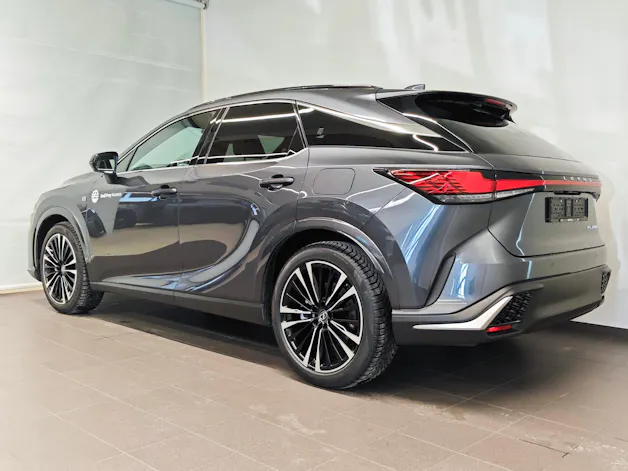 Lexus RX 450h+ F-Line