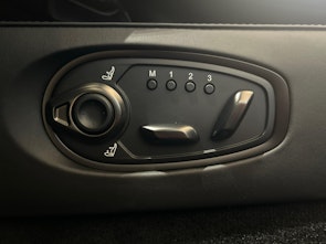 Vehicle image ASTON MARTIN V8 Vantage Roadster 4.0 S V8 Bi-Turbo