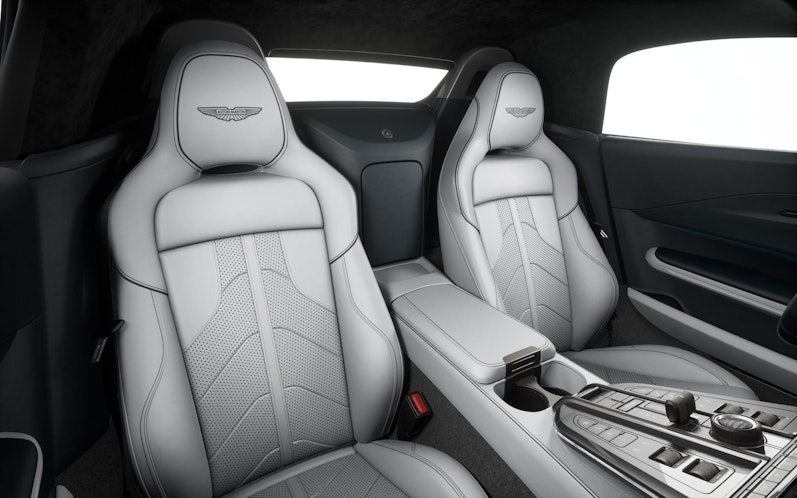 Vehicle image ASTON MARTIN V12 Vantage