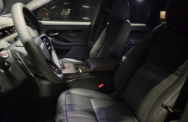 Vehicle image 6 Vehicle image 6