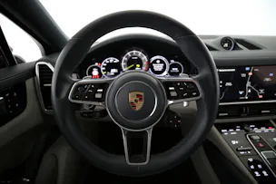 Porsche Cayenne Coupé 3.0 V6 E-Hybrid Platinum Edition