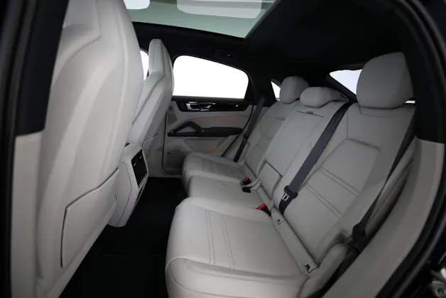 Porsche Cayenne Coupé 3.0 V6 E-Hybrid Platinum Edition