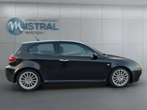 Alfa Romeo 147 3.2 GTA