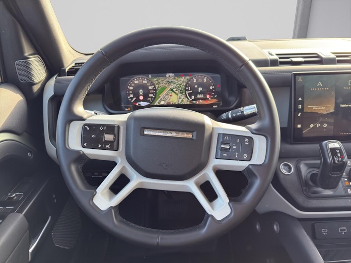 Vehicle image LAND ROVER DEFENDER