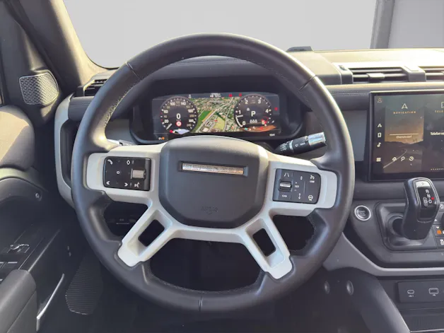 Land Rover Defender 110 3.0 D I6 250 mit Anhängerkupplung 3'500 kg