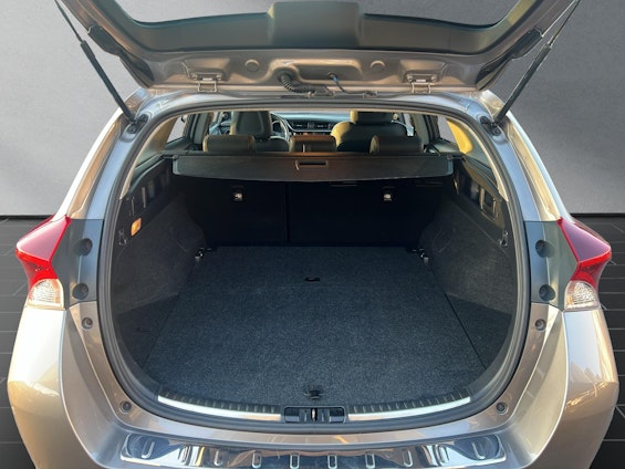 Vehicle image 10 Vehicle image 10