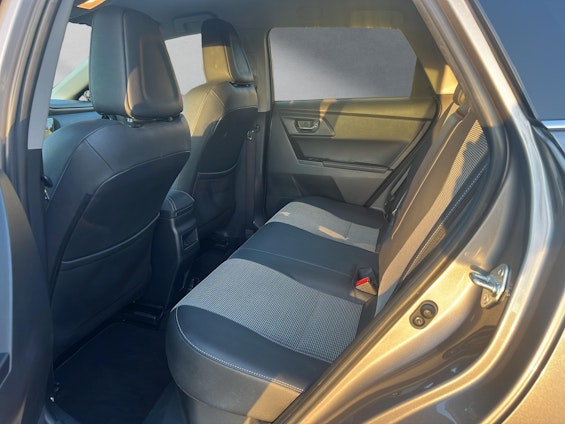 Vehicle image 9 Vehicle image 9