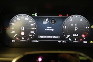 Vehicle image LAND ROVER Defender 110 3.0 D I6 350 Trophy Edition