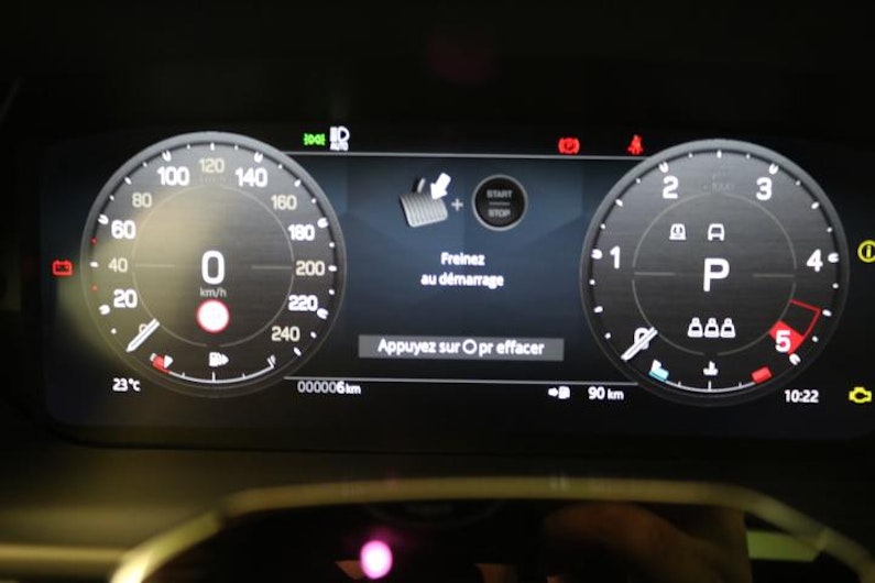 Vehicle image LAND ROVER DEFENDER