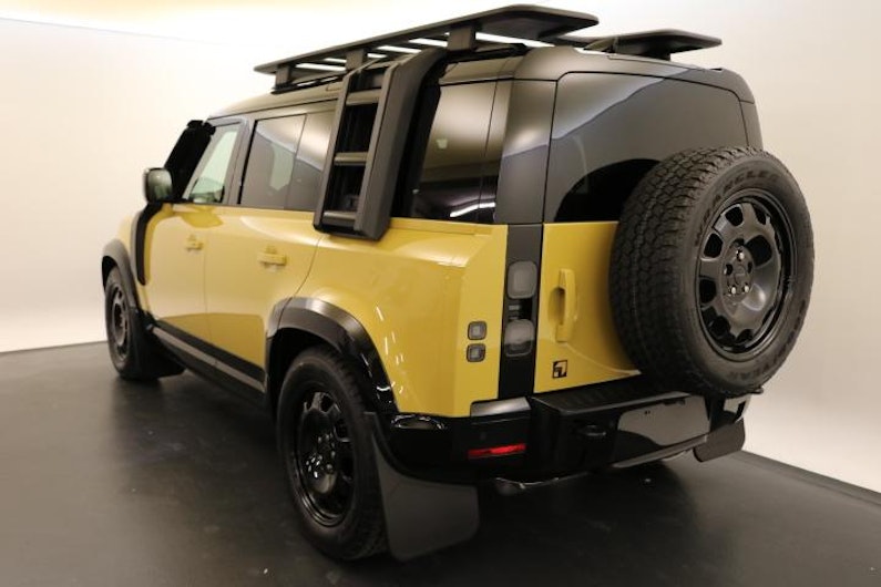 Vehicle image LAND ROVER DEFENDER