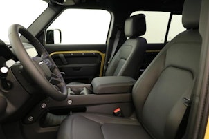 Vehicle image LAND ROVER Defender 110 3.0 D I6 350 Trophy Edition