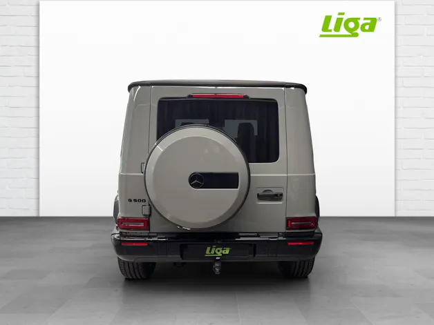 Mercedes-Benz G 500