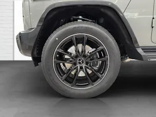Mercedes-Benz G 500