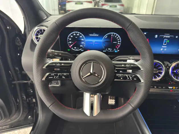 Mercedes-Benz GLA 250 e  AMG Line EQ Star