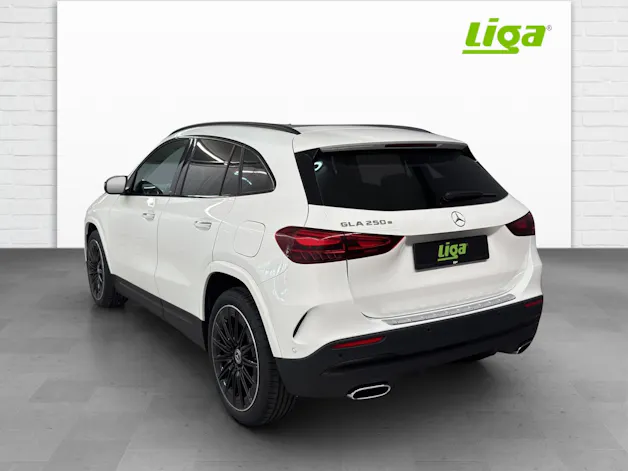 Mercedes-Benz GLA 250 e AMG Line EQ Star