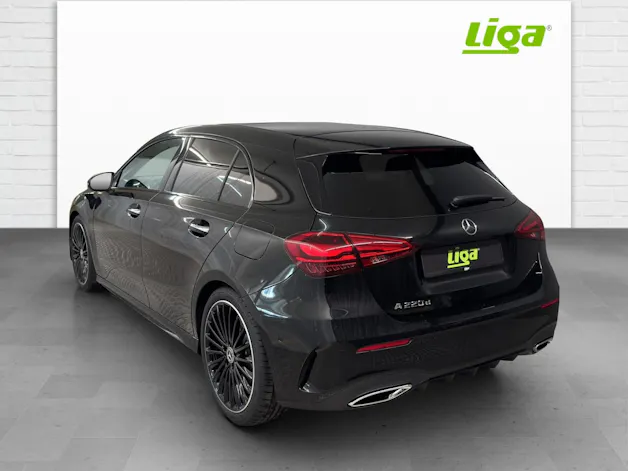 Mercedes-Benz A 220 d AMG Line