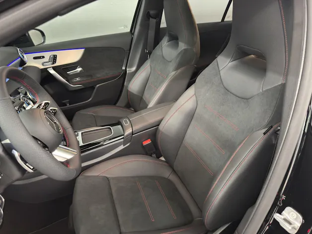 Mercedes-Benz A 220 d AMG Line