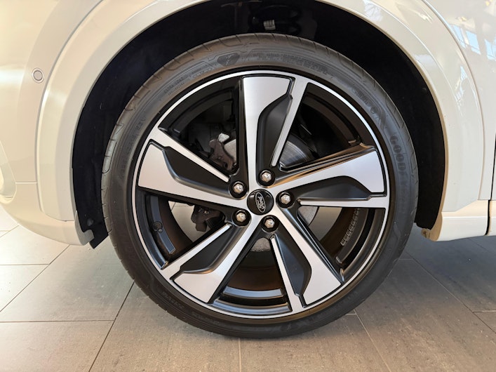 Vehicle image FORD PUMA