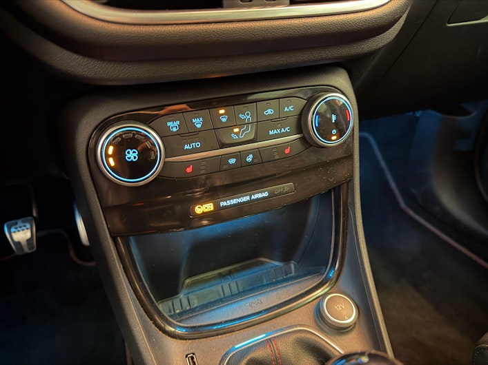 Vehicle image FORD PUMA