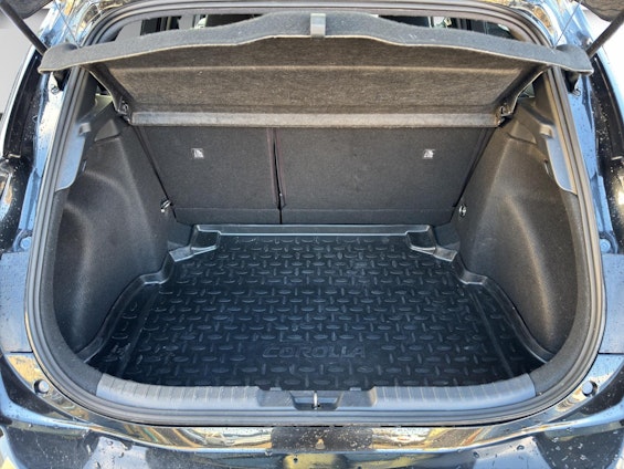 Vehicle image 17 Vehicle image 17