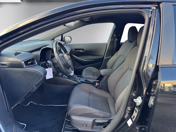 Vehicle image 8 Vehicle image 8