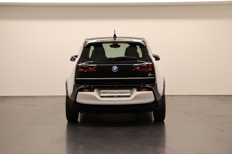 Vehicle image BMW i3