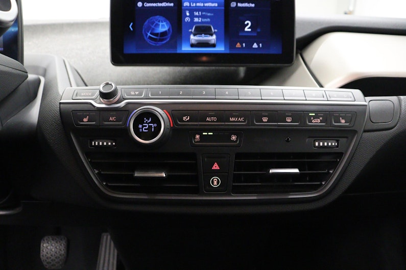 Vehicle image BMW i3