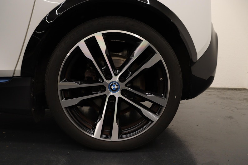 Vehicle image BMW i3