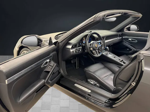 Porsche 911 Carrera S Cabriolet