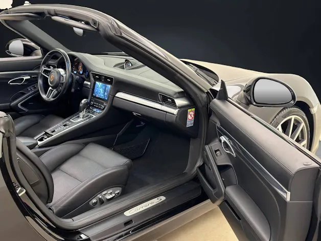 Porsche 911 Carrera S Cabriolet