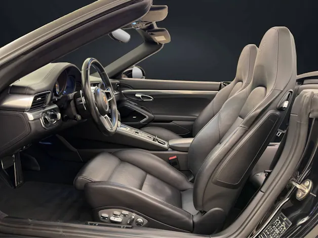 Porsche 911 Carrera S Cabriolet