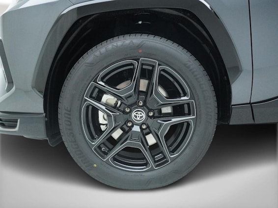 Vehicle image 19 Vehicle image 19