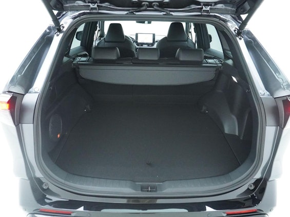 Vehicle image 18 Vehicle image 18