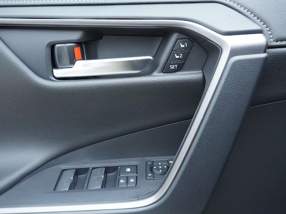 Vehicle image 7 Vehicle image 7