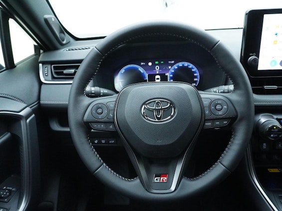 Vehicle image 6 Vehicle image 6