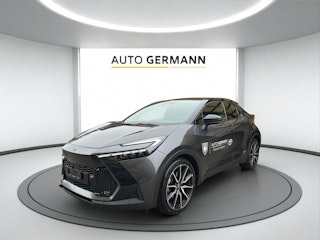 Vehicle image TOYOTA C-HR 0