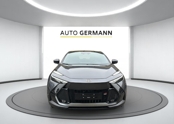 Vehicle image 4 Vehicle image 4