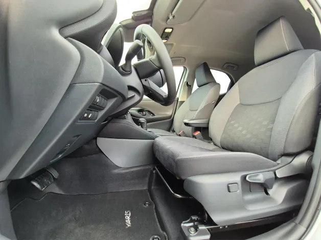 Toyota Yaris 1.5 VVT-i HSD Trend