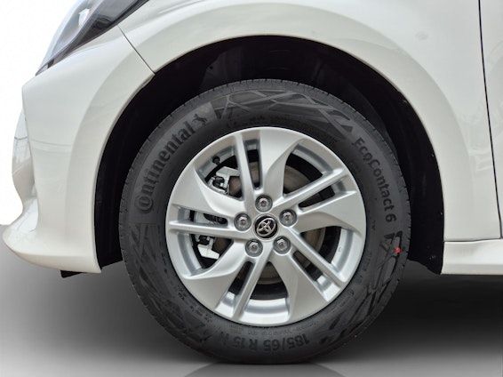 Vehicle image 11 Vehicle image 11