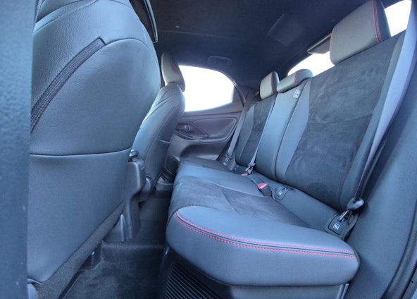 Vehicle image 9 Vehicle image 9