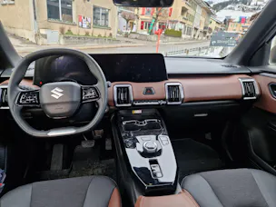 Suzuki e Vitara Compact Top 4x4