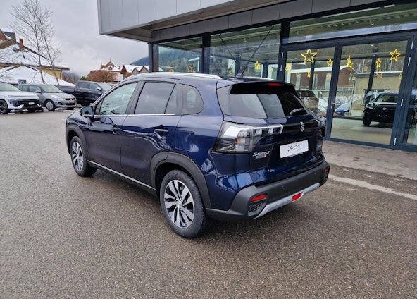 Vehicle image 6 Vehicle image 6