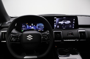 Vehicle image SUZUKI e Vitara Compact Top 4x4