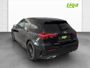 Mercedes-Benz A 220 d AMG Line