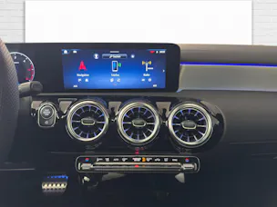 Mercedes-Benz A 220 d AMG Line